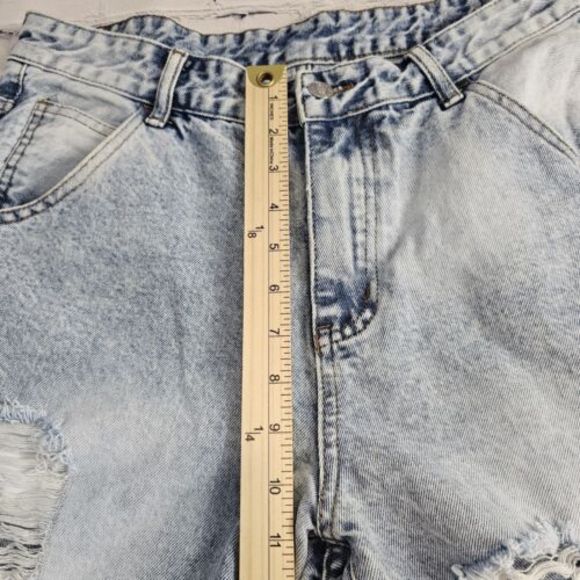 Shein Womens Size Medium Jeans Acid Wash Distressed Frayed Hem Zip Frayed Hem - Picture 10 of 10